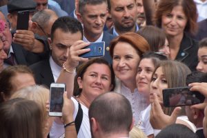 Akşener: Siyaseti d&uuml;şmanlık &uuml;zerinden yapmama kararıyla yola &ccedil;ıktık