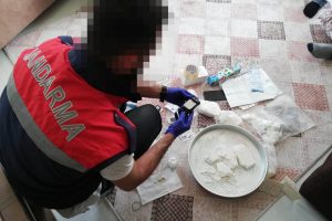 Jandarmadan uyuşturucu operasyonu