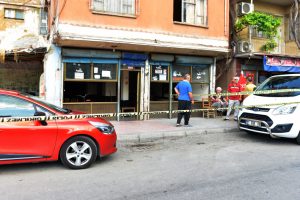Kahveye silahlı saldırı: 1'i ağır, 3 yaralı