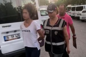 İzmir'de ter&ouml;r operasyonu: 12 g&ouml;zaltı