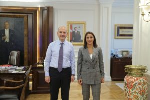 Sabriye Şeng&uuml;l'den Bakan S&uuml;leyman Soylu'ya ziyaret