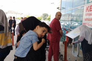 Bursa'da &ccedil;ocuğun boğazına takılan madeni para hastanede &ccedil;ıkarıldı