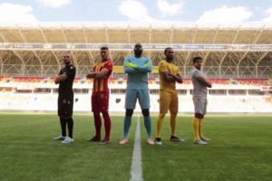 Yeni Malatyaspor'da kayısılı forma tanıtımı