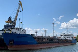 Ukrayna Ker&ccedil; Boğazı'nda Rus tankerine el koydu