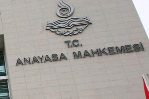 AYM, kanuna d&ouml;n&uuml;şen 5 KHK'nın iptal istemlerini karara bağladı