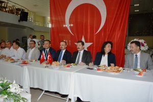 AK Parti'li Turan: Muhtarlar demokraside kılcal damar g&ouml;revi yapıyor