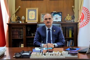 AK Partili &Ouml;zt&uuml;rk: "Fındıkla ilgili h&uuml;k&uuml;metimiz gerekeni yapmıştır"