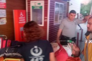 Bursa'da r&ouml;morkun altında kalan gen&ccedil; ağır yaralandı
