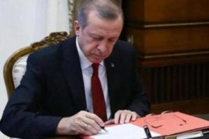Cumhurbaşkanı Erdoğan 11 &uuml;niversiteye rekt&ouml;r atadı
