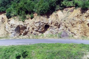 Heyelan, mağarayı ortaya &ccedil;ıkardı