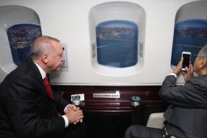 Erdoğan, Malezya Başbakanı'na İstanbul'u havadan tanıttı