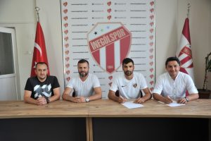 Bursa İneg&ouml;lspor'a iki yeni transfer