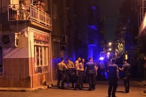 Kayınpederi tarafından bı&ccedil;aklanan damat ağır yaralandı