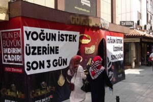 30 kilo altınla ka&ccedil;tığı &ouml;ne s&uuml;r&uuml;len kuyumcu yakalandı