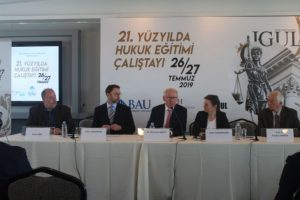 Avukatlık i&ccedil;in mesleki yeterlilik sınavı adımı