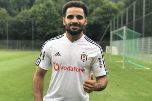 Beşiktaş'ın yeni transferi Douglas: Mutluluğumu anlatacak kelime bulamıyorum