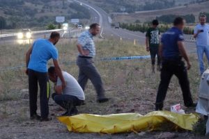 Sinir krizi ge&ccedil;irdiler! Karı koca can verdi
