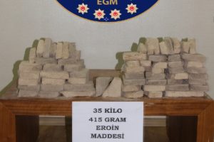 35 kilo eroin ele ge&ccedil;irildi, 3 kişi tutuklandı