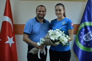 Ece Hara&ccedil;, Bursa B&uuml;y&uuml;kşehir Belediyespor'da
