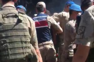Festivalde kavga eden alkoll&uuml; gruplarla jandarma arasında arbede