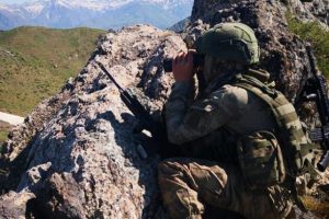 Saldırı i&ccedil;in sızmaya &ccedil;alışan ter&ouml;ristler etkisiz hale getirildi