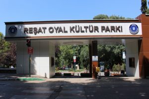 Bursa K&uuml;lt&uuml;r Park'a "Zeki M&uuml;ren Sevgi Yolu"