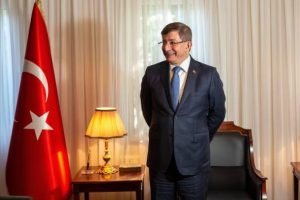 Davutoğlu: &Ccedil;ok fazla umudum yok