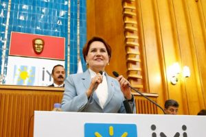 'Meral Akşener ekibini yeniliyor' iddiası