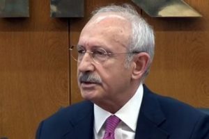 Kemal Kılı&ccedil;daroğlu: Siyasi ahlak yasasını &ccedil;ıkartalım