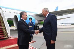 &Ouml;zbekistan Cumhurbaşkanından Belarus'a ziyaret