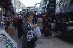 Otogarda bayram yoğunluğu başladı