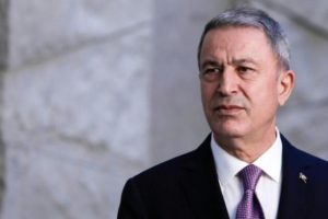 Hulusi Akar: T&uuml;rkiye, Kıbrıs'taki garant&ouml;rl&uuml;ğ&uuml;n&uuml; en etkin şekilde kullanacaktır