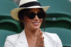 Meghan Markle kadınlara iş kıyafeti tasarlayacak