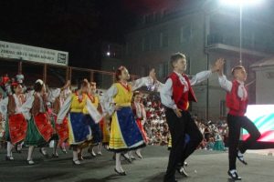 Efeler Bosna Hersek'i b&uuml;y&uuml;ledi