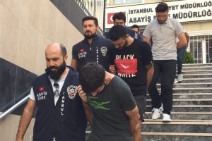 Hırsızlık i&ccedil;in İstanbul'a gelen 6 kişilik &ccedil;ete yakalandı