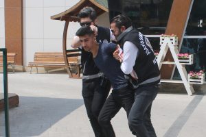 40 saniyede 80 bin TL'lik hırsızlık