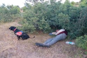 Kayıp zihinsel engelliyi iz takip k&ouml;peği 'Roka' buldu