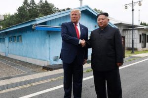 Trump'tan f&uuml;ze a&ccedil;ıklaması: Kim beni hayal kırıklığına...