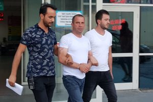 Park etme kavgasında komşusunu yaralayan zanlı tutuklandı