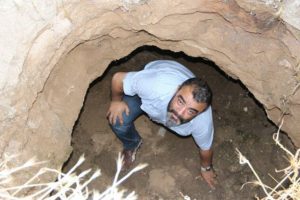 Bah&ccedil;e &ccedil;&ouml;kt&uuml;, ortaya yeraltı şehri &ccedil;ıktı