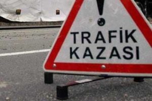 Tur otob&uuml;s&uuml; devrildi: Yaralılar var
