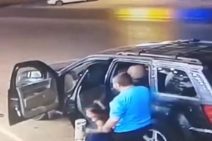 Baba ve kızı kazadan kıl payı kurtuldu