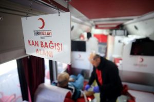 T&uuml;rk Kızılay ilk 6 ayda kan bağışı hedeflerini yakaladı