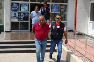 Olmayan iş makinesini satmaya kalktılar