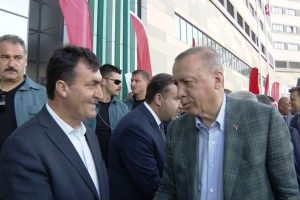 Bursa Osmangazi Belediye Başkanı D&uuml;ndar'dan Erdoğan'a meydan m&uuml;jdesi