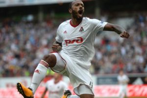 Manuel Fernandes'in menajeri resmen a&ccedil;ıkladı