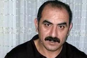 Minib&uuml;s şof&ouml;r&uuml;n&uuml;n kavgada bı&ccedil;akladığı meslektaşı &ouml;ld&uuml;