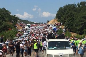 Kaz Dağları'nda binlerce vatandaş şantiye alanına girdi