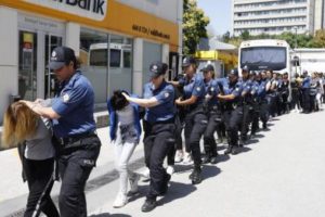 "Avcı kız" soruşturmasında tutuklama