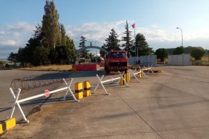 Bursa'da askeri havalimanın yanında tutuşan otlar paniğe neden oldu